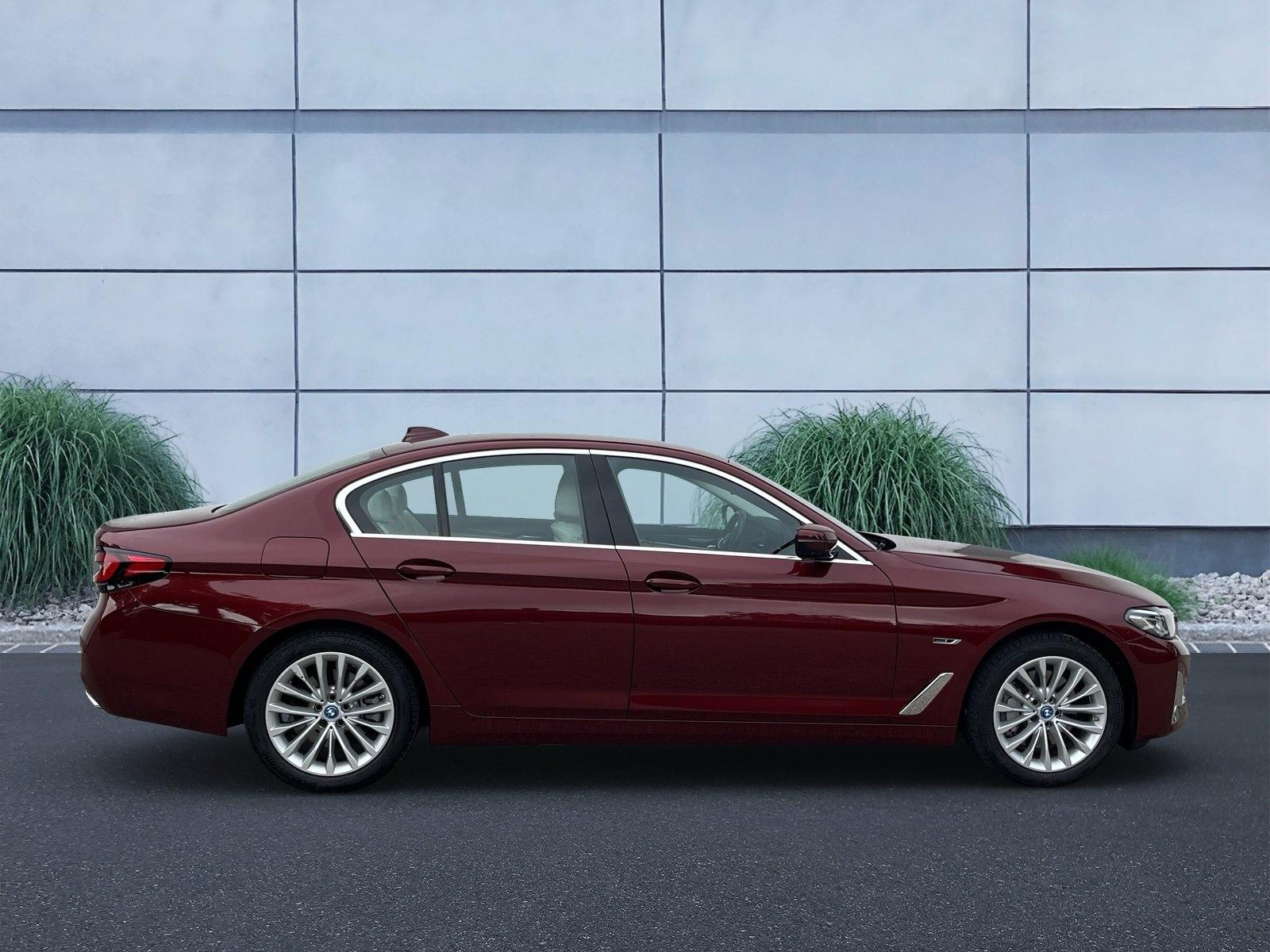 BMW 530e xDrive Limousine Head-Up Laser RFK