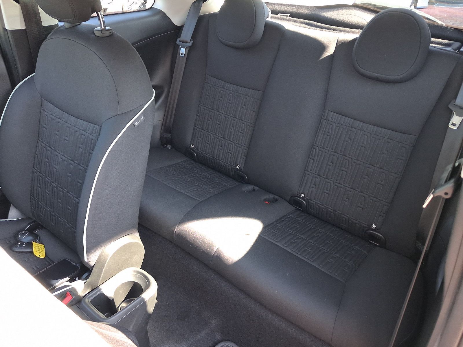 Fahrzeugabbildung Fiat 500 Elektro