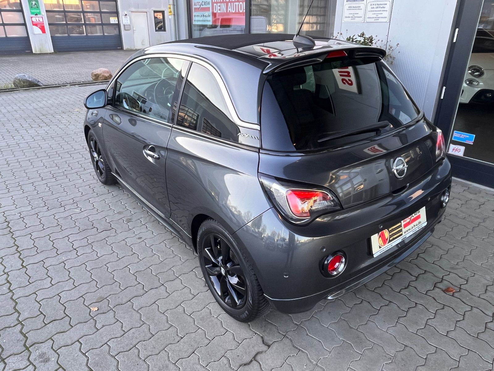 Fahrzeugabbildung Opel Adam Open Air 1.0 Turbo