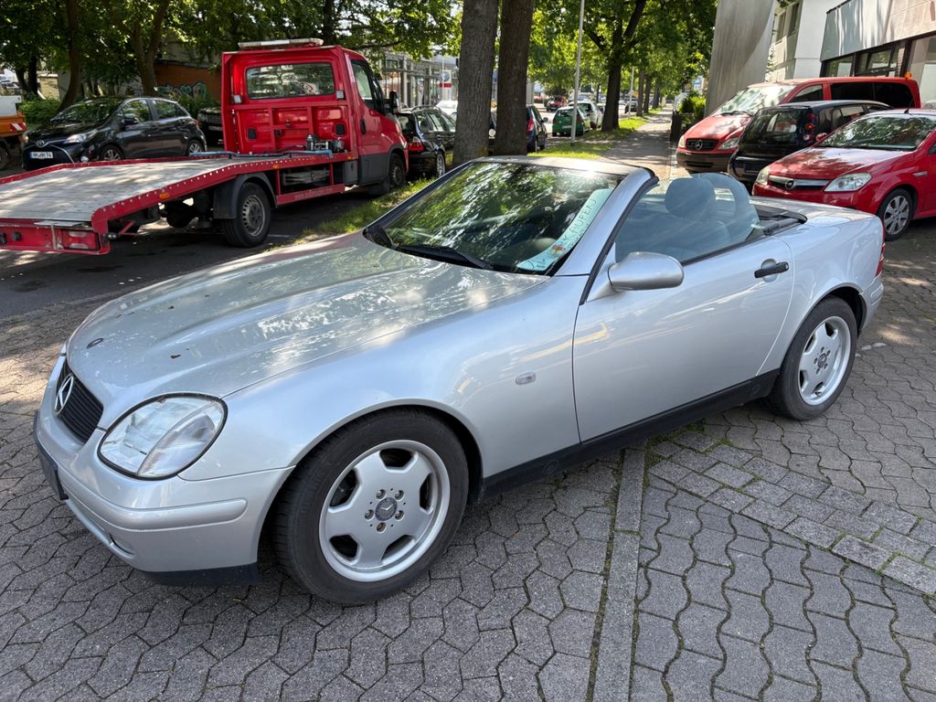 Mercedes-Benz SLK 230