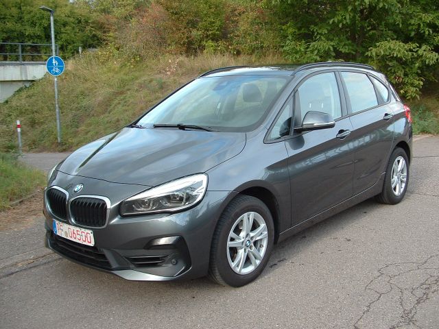 BMW 218 Active Tourer *1.HAND*LED*NAVI*EURO 6*PDC*