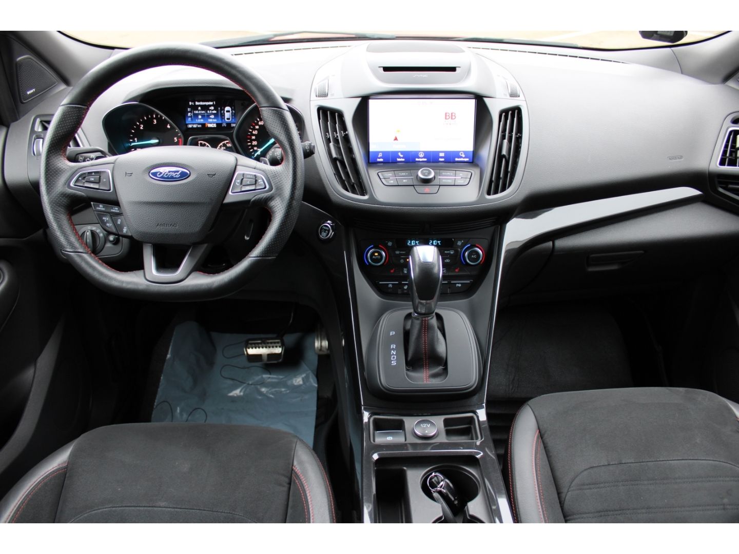 Fahrzeugabbildung Ford Kuga 2.0 TDCi 4x4 ST-Line ACC TWA RFK AHK Xenon