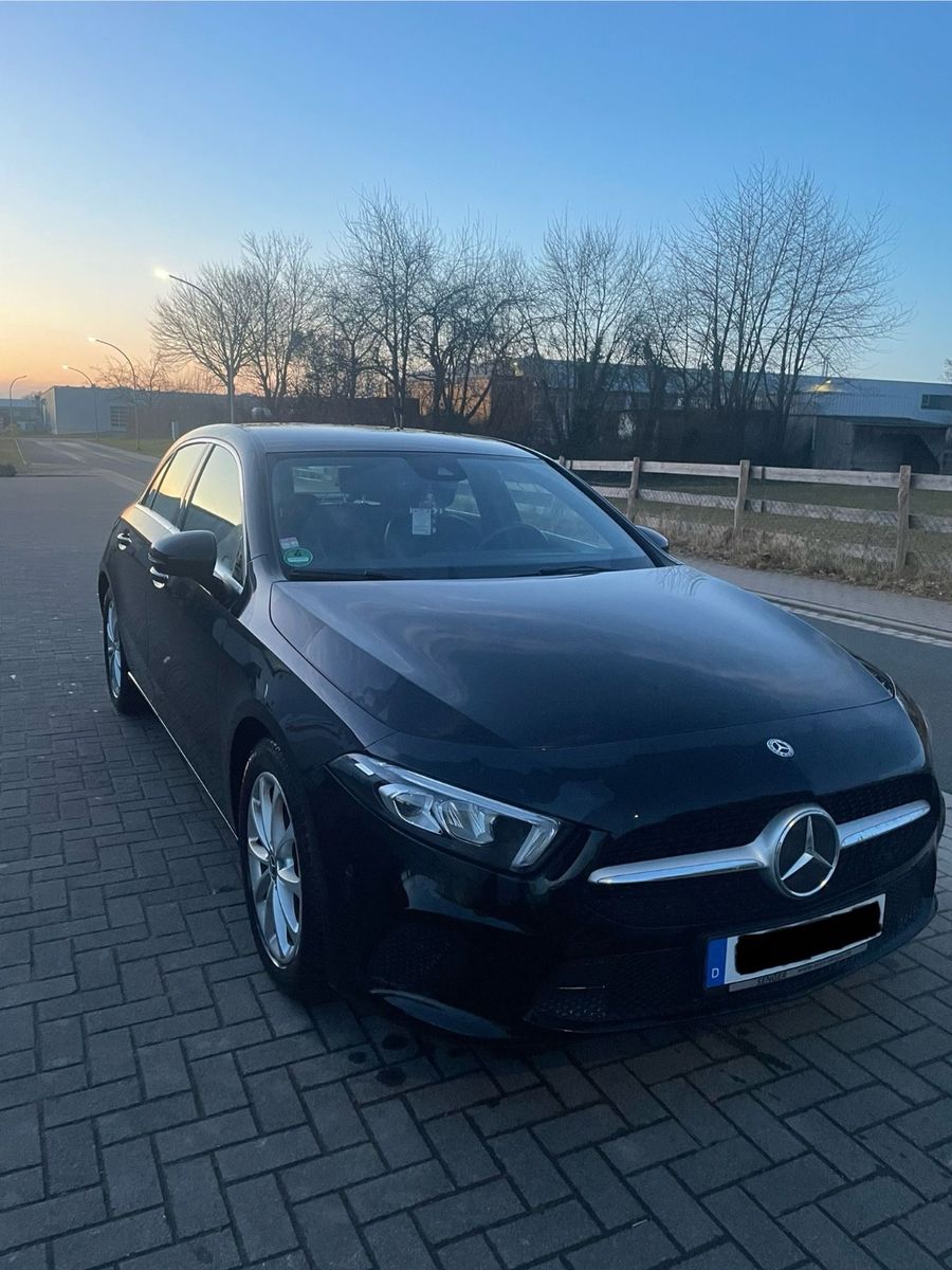 MERCEDES-BENZ A 200 Kombilimousine | 163 PS | Navi | LED 