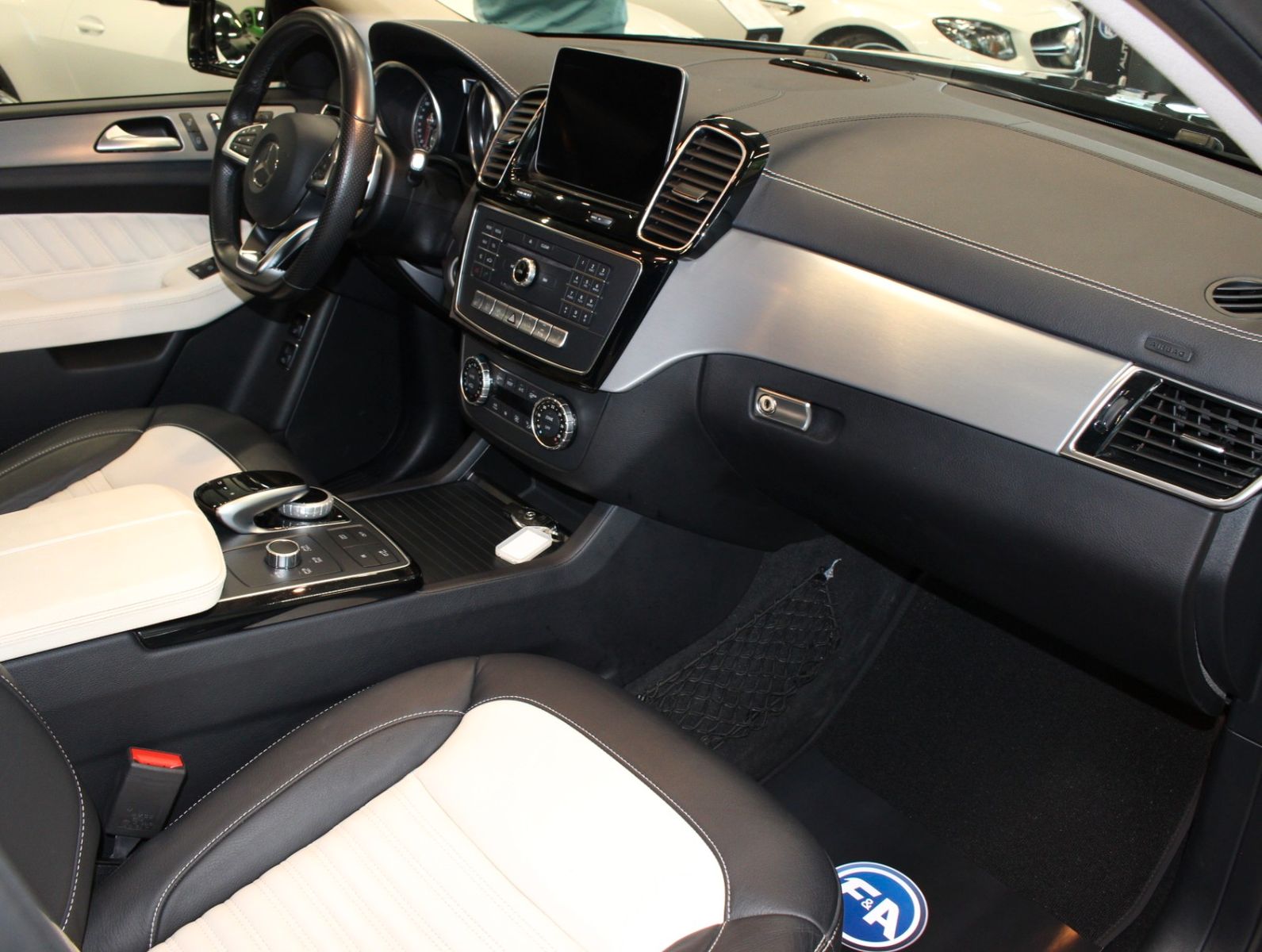 Fahrzeugabbildung Mercedes-Benz GLE 500 4Matic Coupe AMG Line Pano*Standhzg*LED