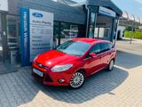 Ford Focus Titanium 150Ps Top Zustand - Ford Focus aus 2011: Kombi
