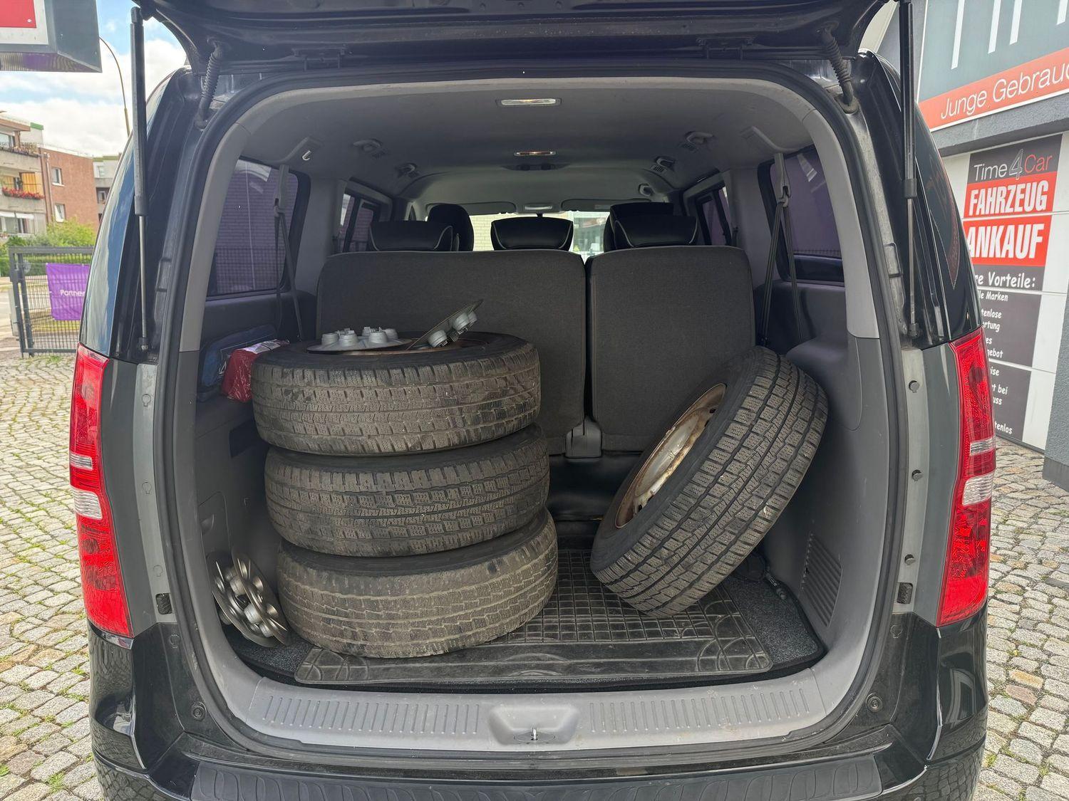 Hyundai H-1 Travel Comfort Leder SHZ AHK Standh. 8Sitze