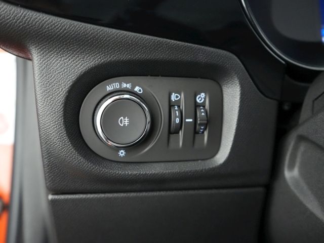 Corsa-e F EDITION 50kWh AT+PARKPILOT HI+KEYLESS+