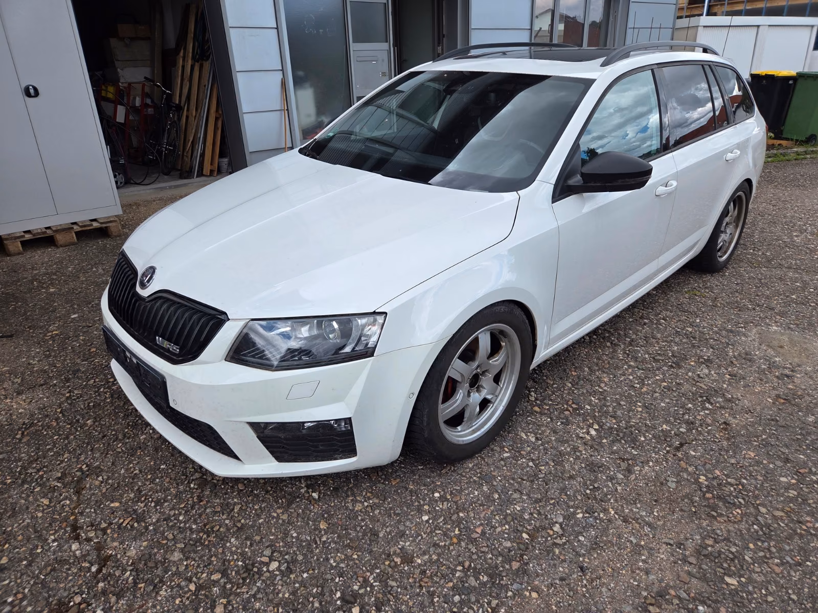 Skoda Octavia 2014 — фото 9