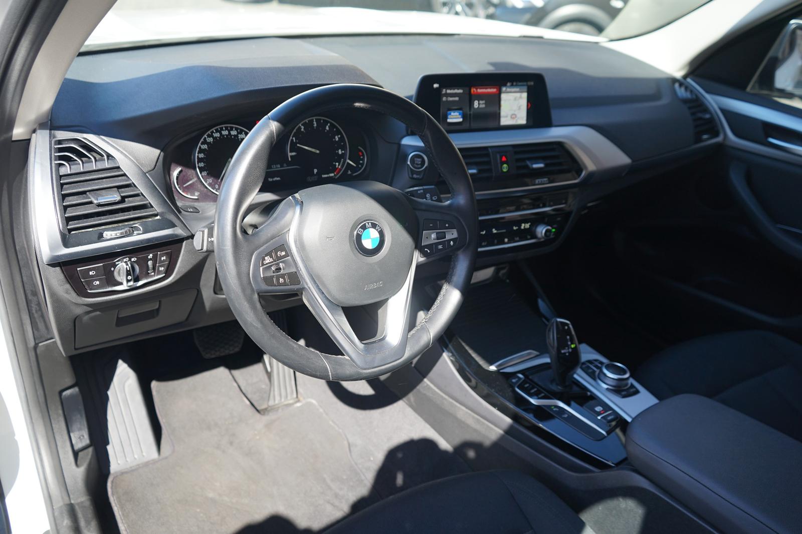 BMW X3 xDrive 20 i Advantage Xenon Navi Sitzheizung
