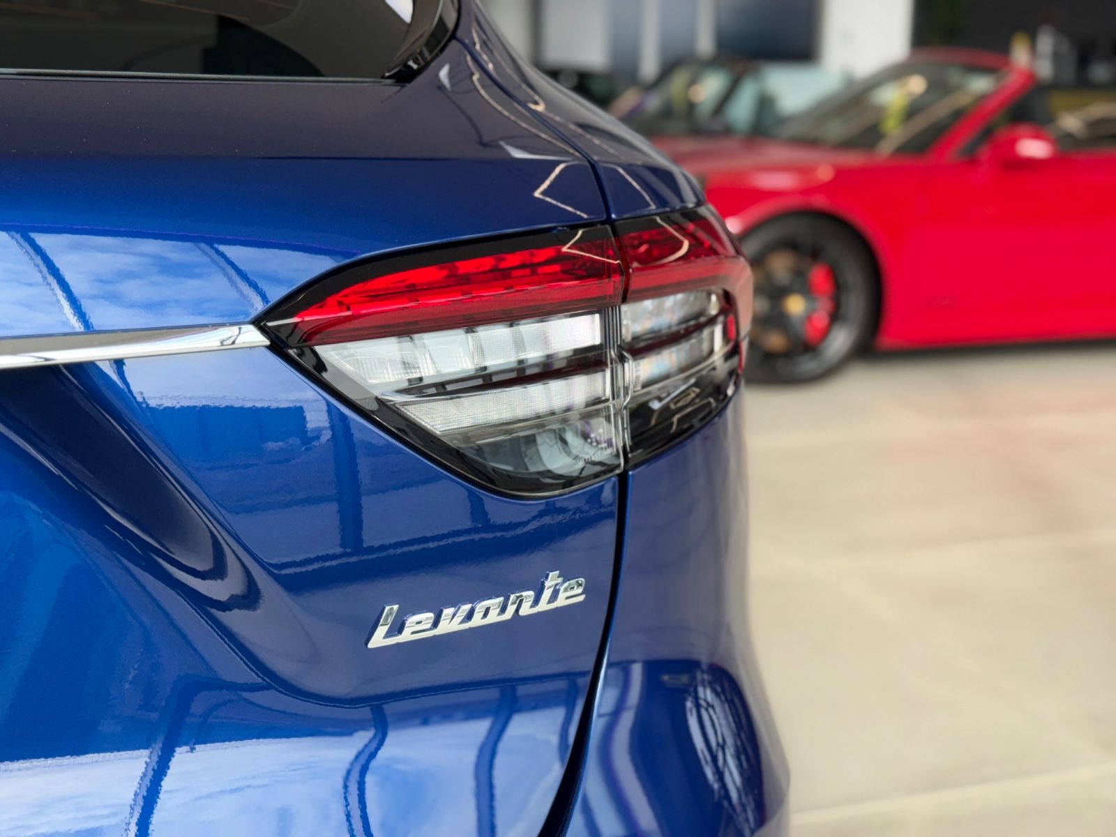 Levante GT Mild-Hybrid Soft Close Pano 21"