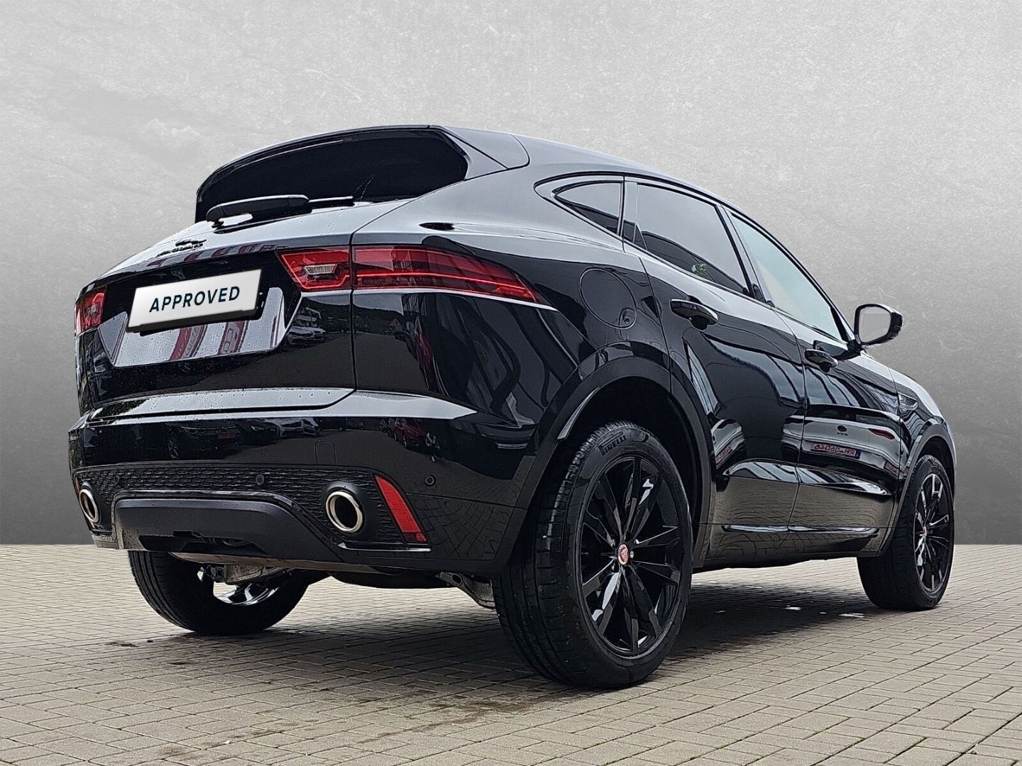 Jaguar E-Pace P200 AWD R-Dynamic HSE 20 AHK BLACK PACK imagem 3
