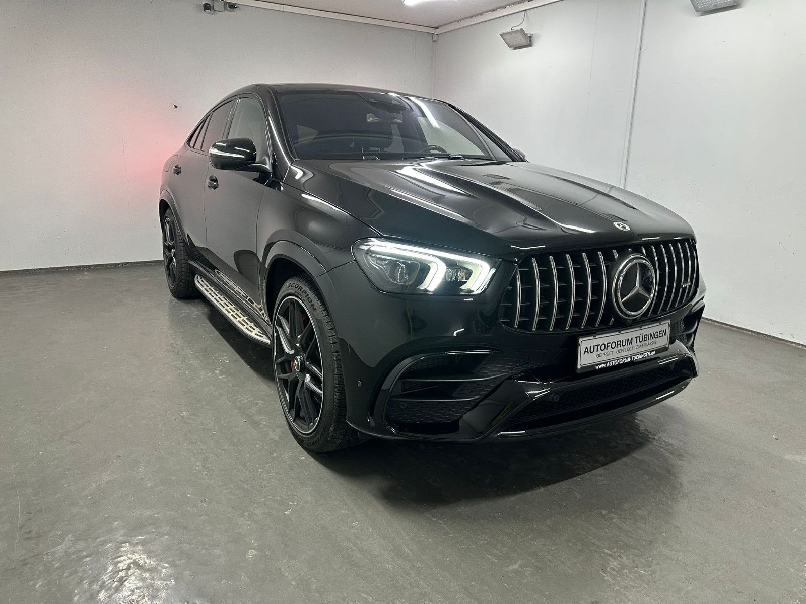 Fahrzeugabbildung Mercedes-Benz GLE 63 4MATIC+ *PANORAMA*HEADUP*KEGO*