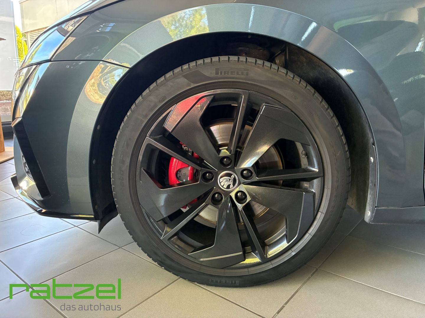 Fahrzeugabbildung SKODA Octavia 4x4 Combi RS TDI 2.0 HUD Navi LED