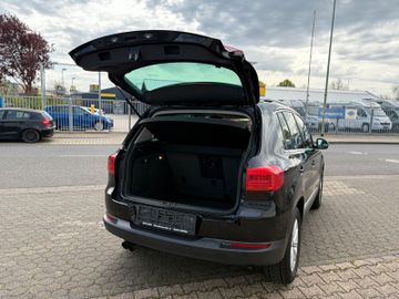Volkswagen Tiguan - 5