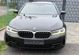 BMW 520d  Touring Head-Up 1.Hand Standh.  AHK Memory - BMW 520 in Frankfurt (Main)