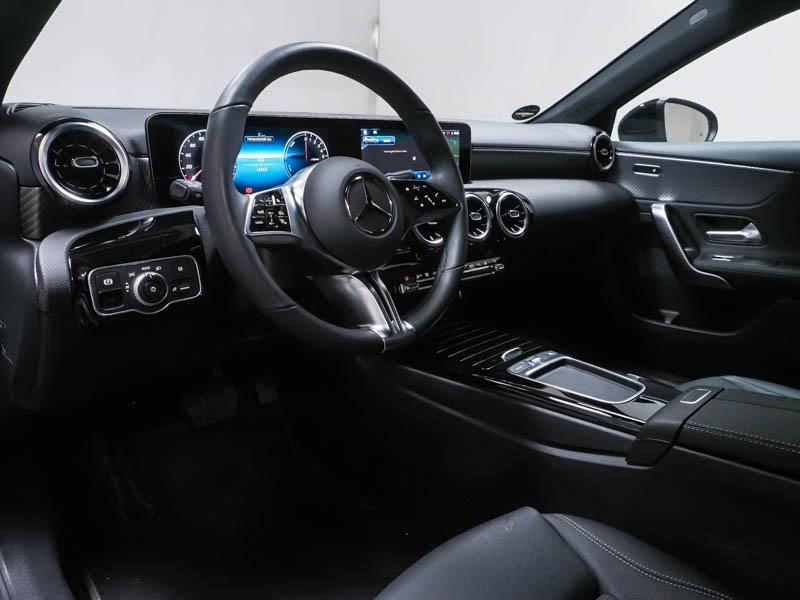 Mercedes-Benz A 250 e mit EQ Hybrid Technologie 360 AUT Kam.