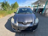 Toyota Auris Life - Toyota Auris aus 2009