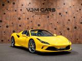 Ferrari F8 Spider *LIFT* AFS1*CARBON* Racing Seats * - Ferrari F8 mit Benzin-Antrieb: Automatik