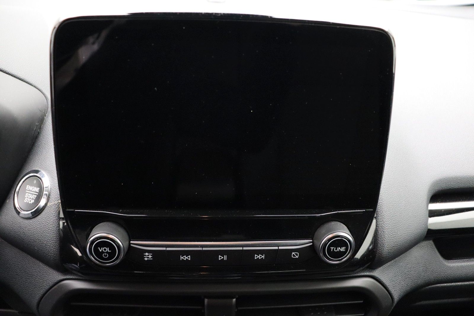 Fahrzeugabbildung Ford EcoSport 1.0 Titanium