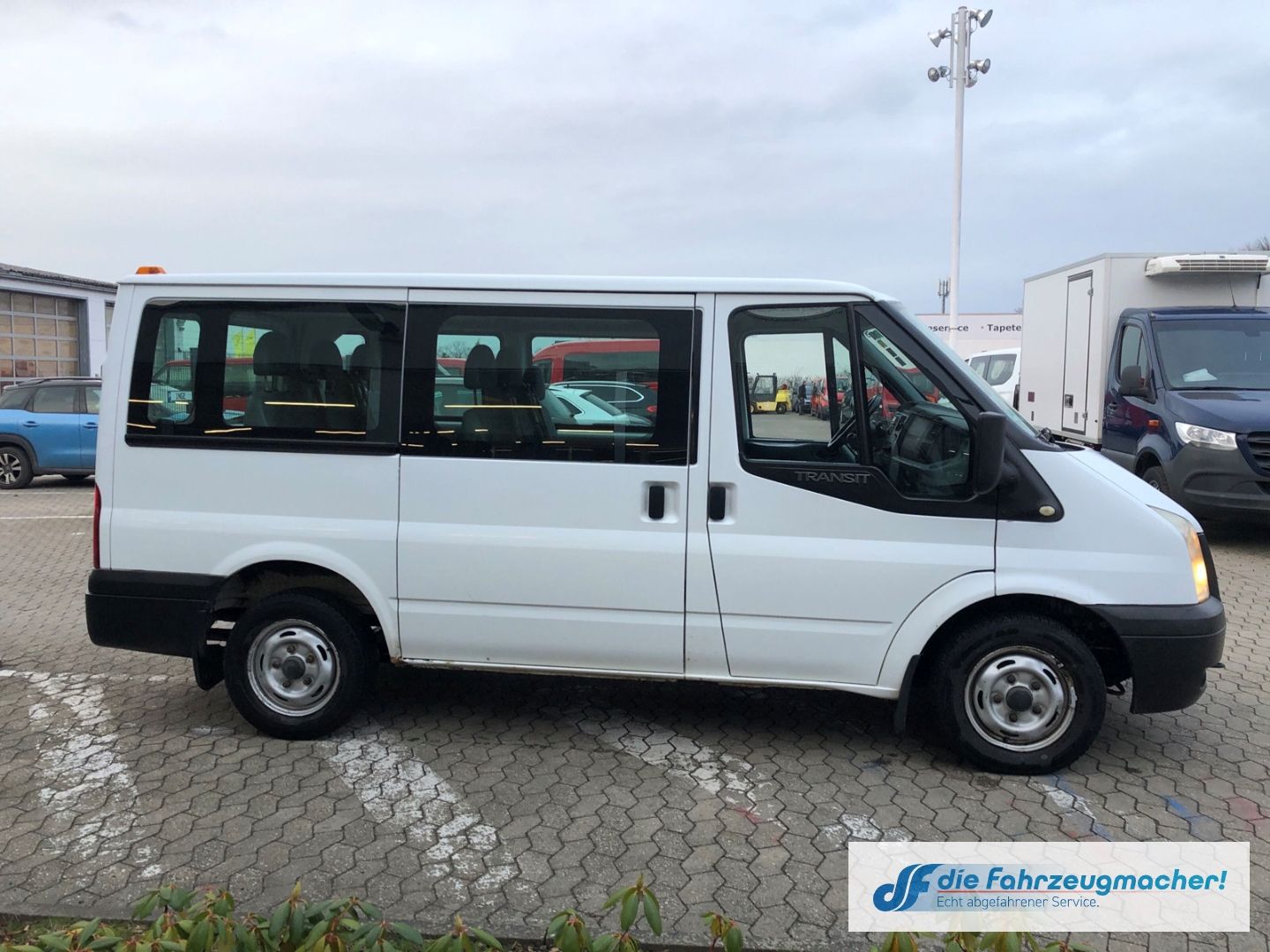 Fahrzeugabbildung Ford Transit Kombi FT 280 K 2.2 TDCI *EXPORT