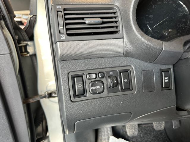 Toyota Avensis  1.8 Liftback