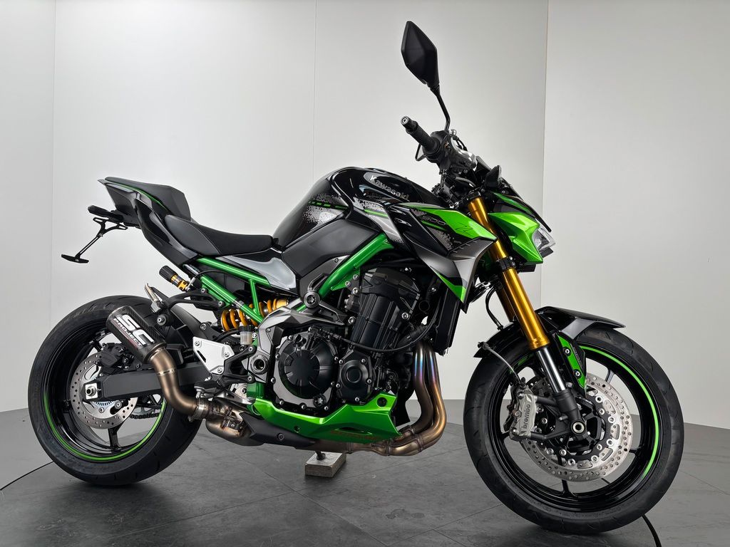 Fahrzeugabbildung Kawasaki Z900 SE *SC-PROJECT *SERVICE NEU *1390 KM