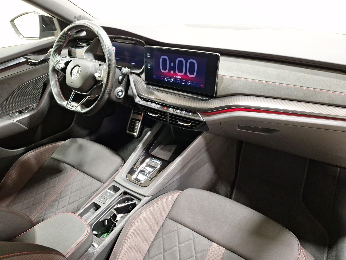 SKODA OCTAVIA 2.0 TDI DSG RS 200CH - MATRIX-LED SCHEINWERFE - VIRTUAL COCKPIT - SYSTÈME DE NAVIGATION - MATRIX-LED