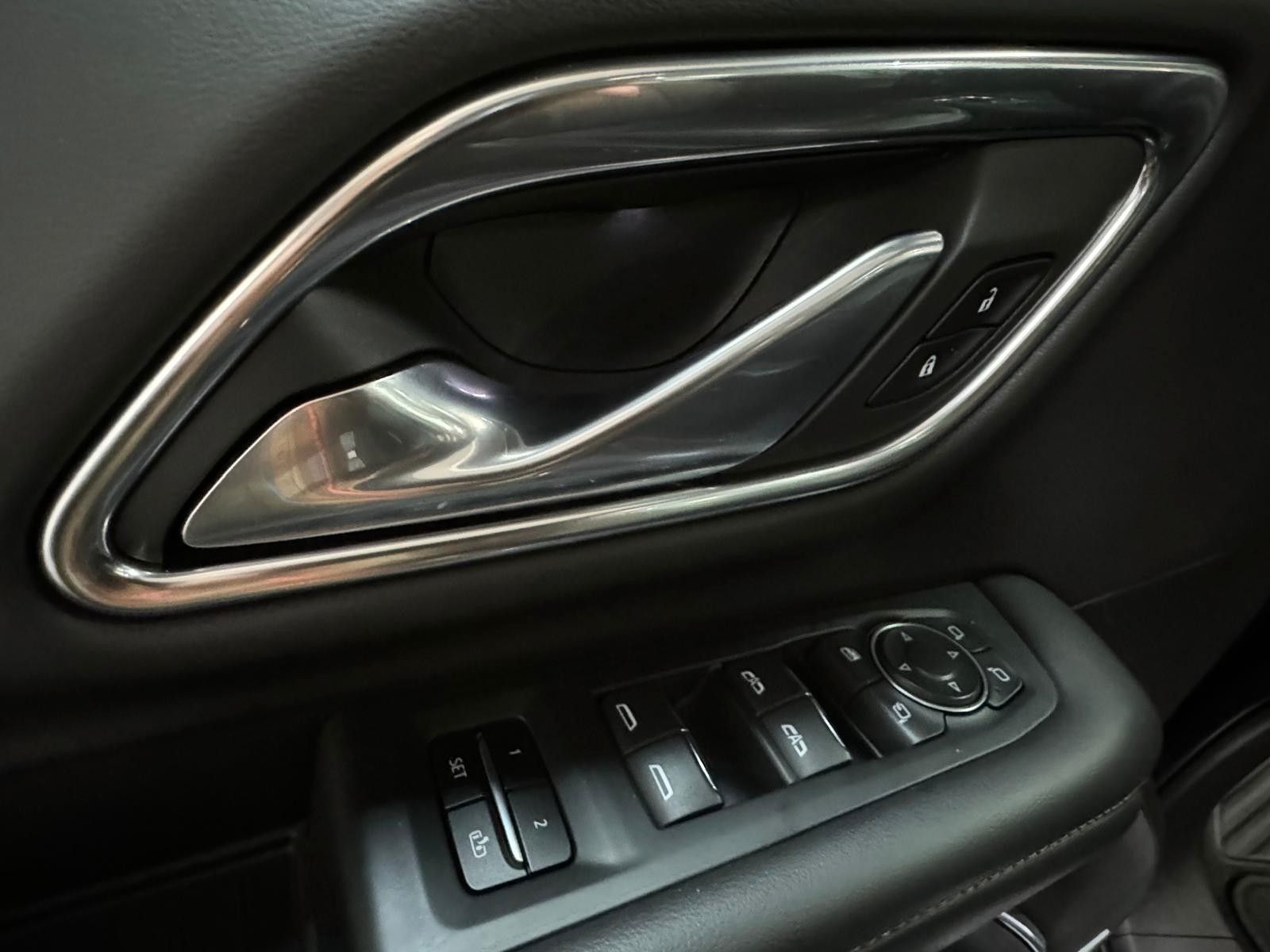 Fahrzeugabbildung Chevrolet TAHOE 6.2 ECOTEC HIGH COUNTRY 4x4-HUD-PANO