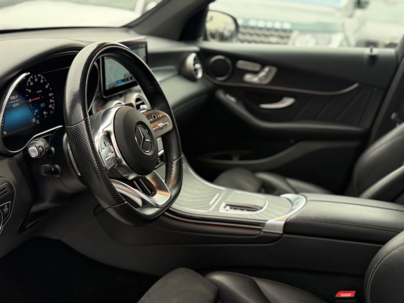 GLC 300 4Matic EQ Autom. LED Leder AMG