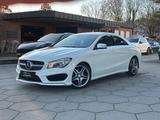 Mercedes-Benz CLA 180 CLA AMG XENON RFK - Mercedes-Benz CLA 180: AMG