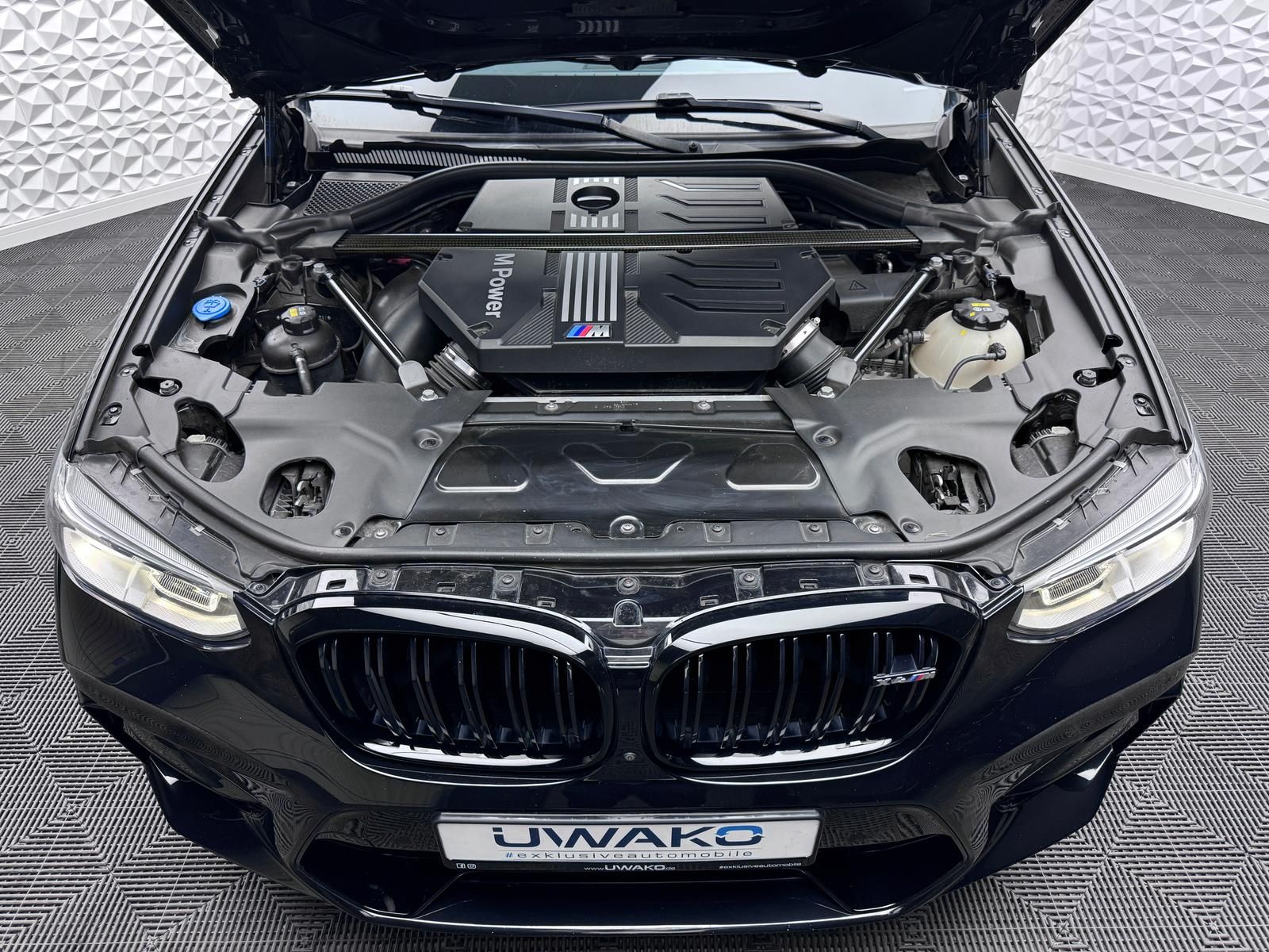 Fahrzeugabbildung BMW COMPETITION/KLAPPEN-AGA/H&K/ACC/AHK/HUD/KEYL/21"