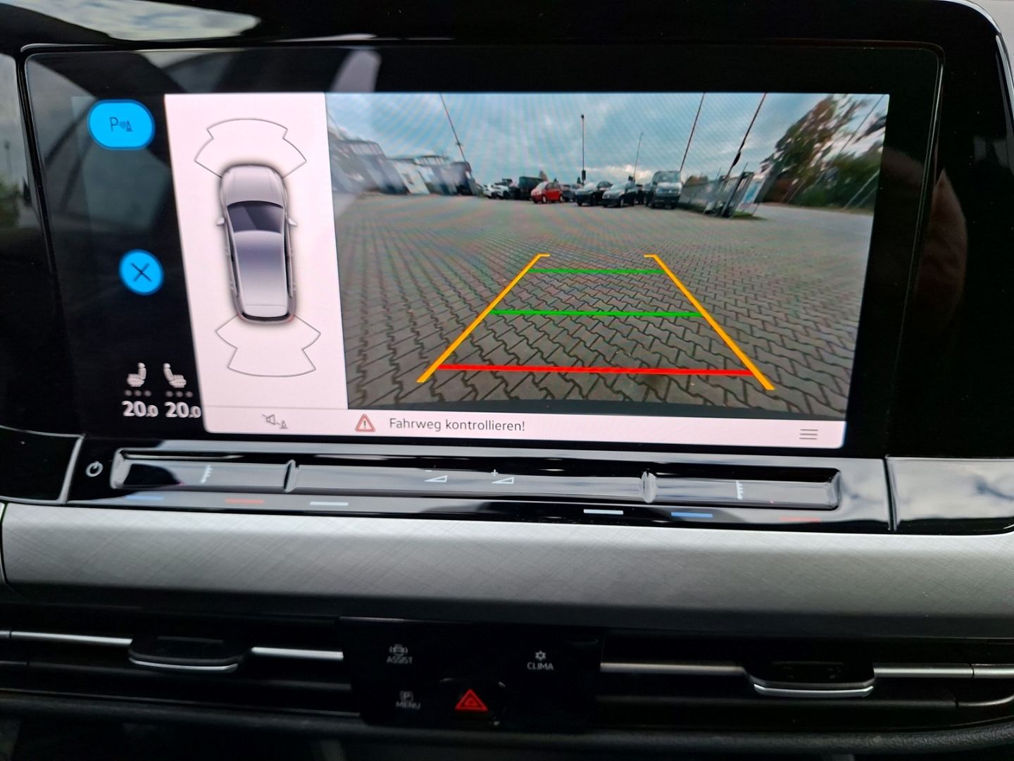 Golf VIII 2.0 TDI Life *NAVI*STHZ*KAMERA*