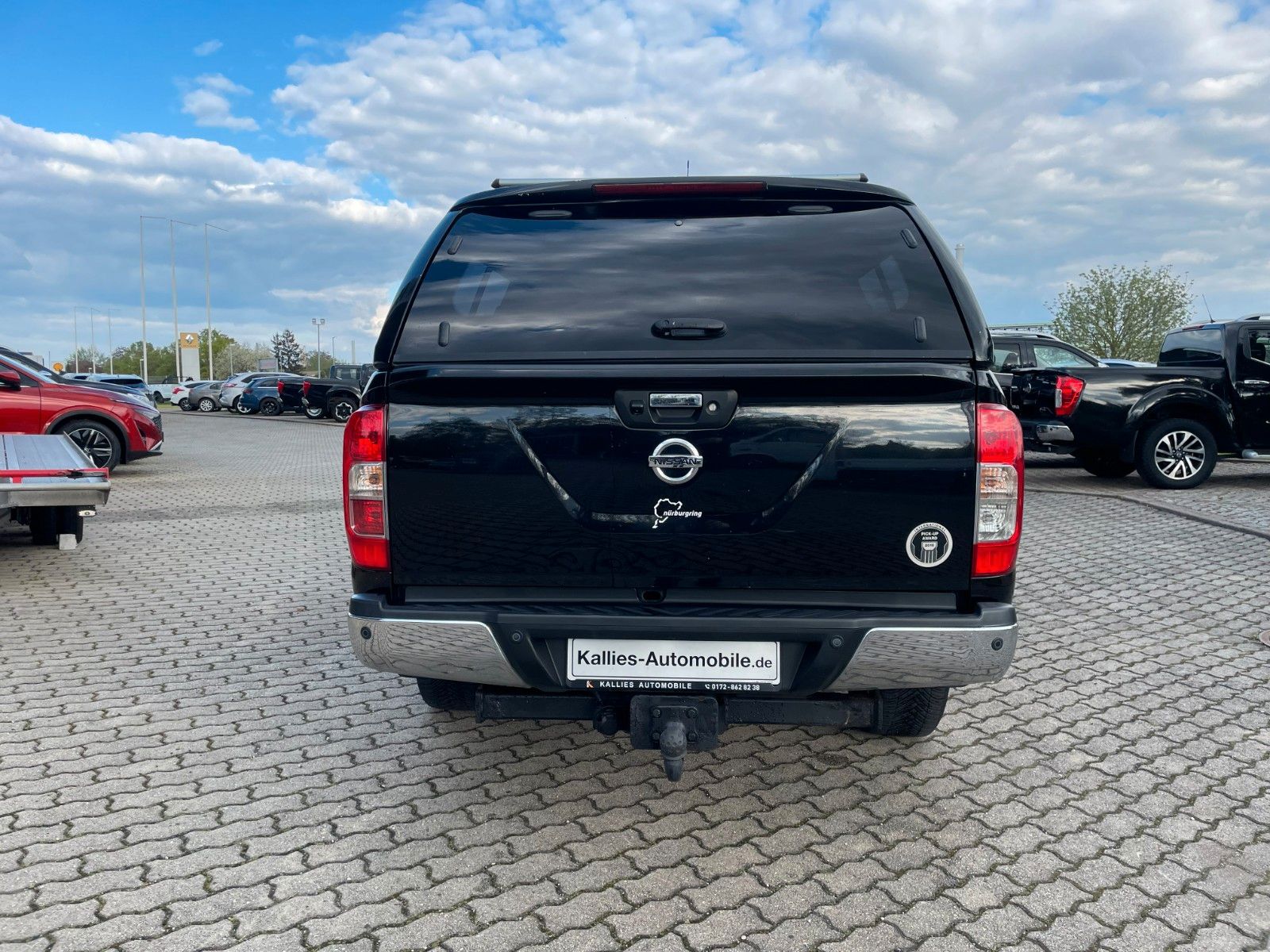 Fahrzeugabbildung Nissan Navara NP300 Tekna Double Cab 4x4