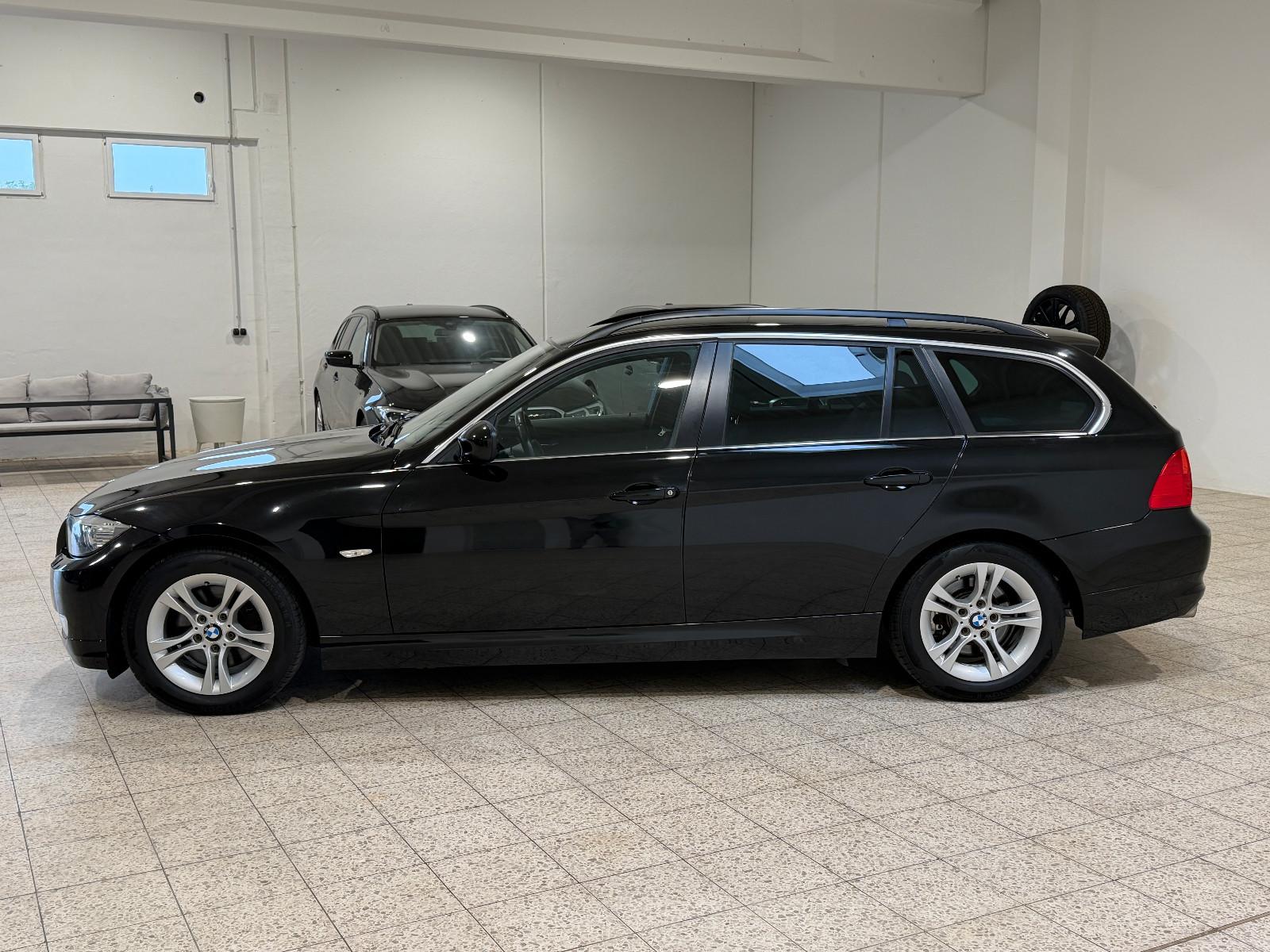 BMW 320 2009 — photo 7
