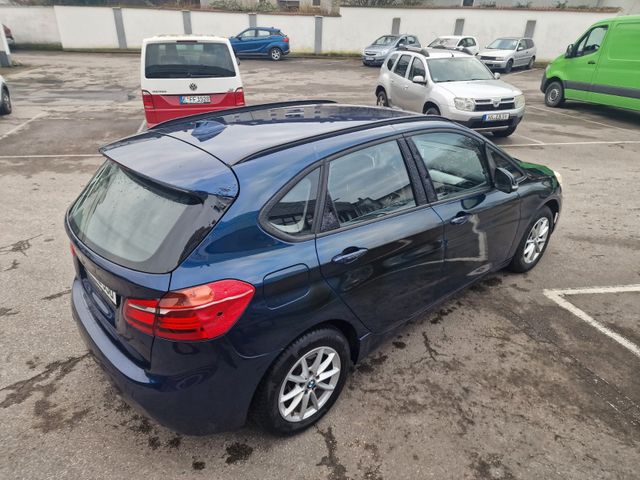 BMW 216 Baureihe 2 Active Tourer 216 d Advantage