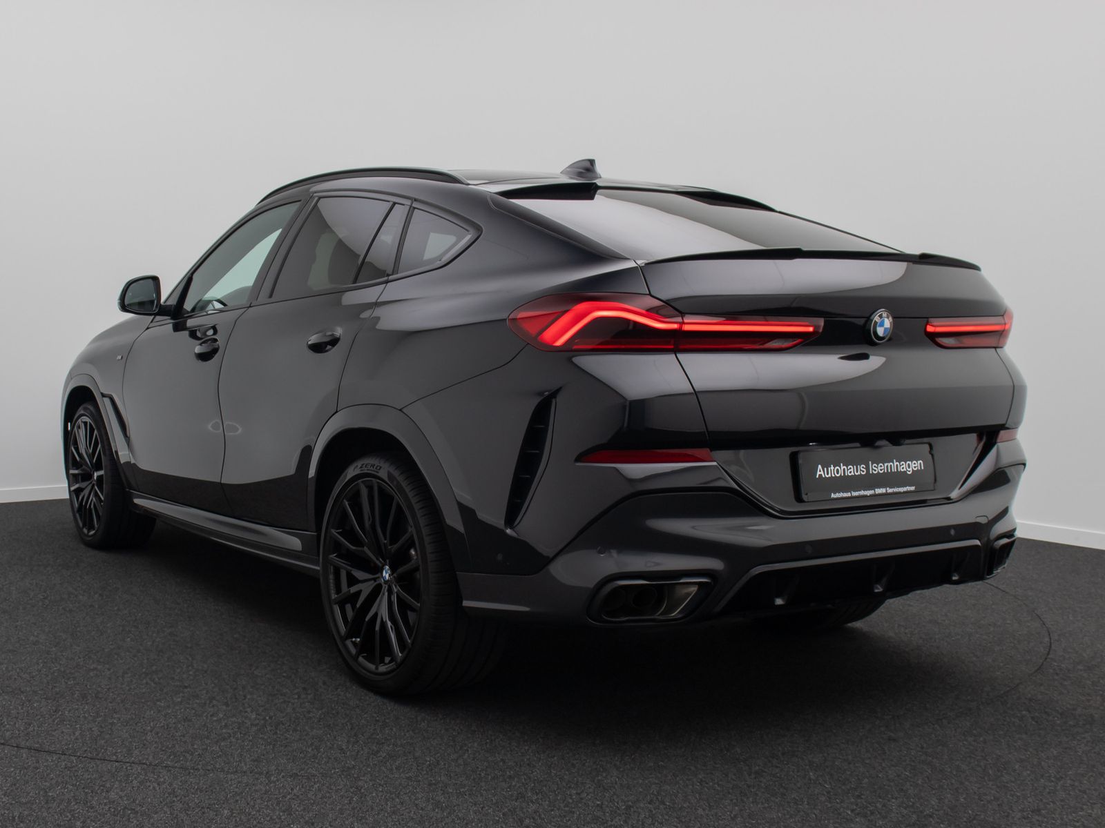 Fahrzeugabbildung BMW X6 M50i 360&deg;Laser DAB H/K Panoram Individual 22"