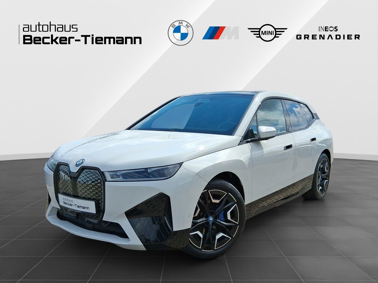 BMW iX xDrive40 Sportpaket/Laser/SkyLounge/DrivingPr