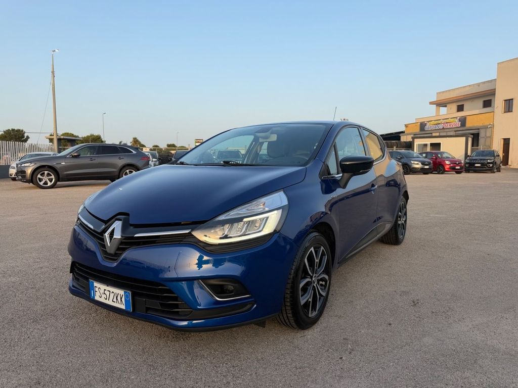 Image of Renault Clio