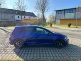 Volkswagen Golf 2.0 4MOTION R mit Akra - Automatik Mit gebraucht