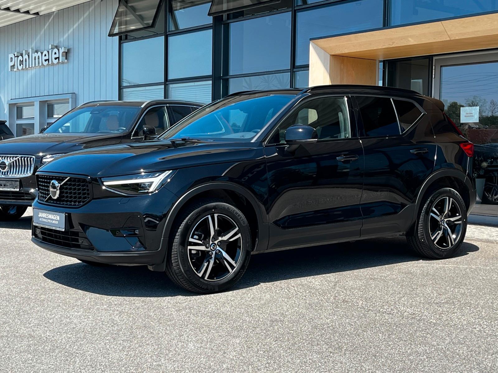 Volvo XC 40 B3 Plus Dark