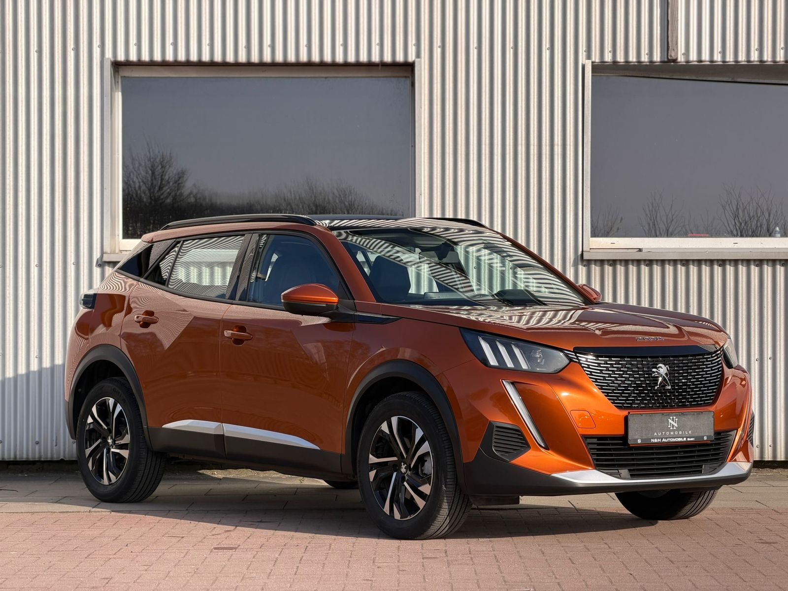 Peugeot Peugeot 2008 HYBRID136 e-DSC6 Allure GT Pano*Leder