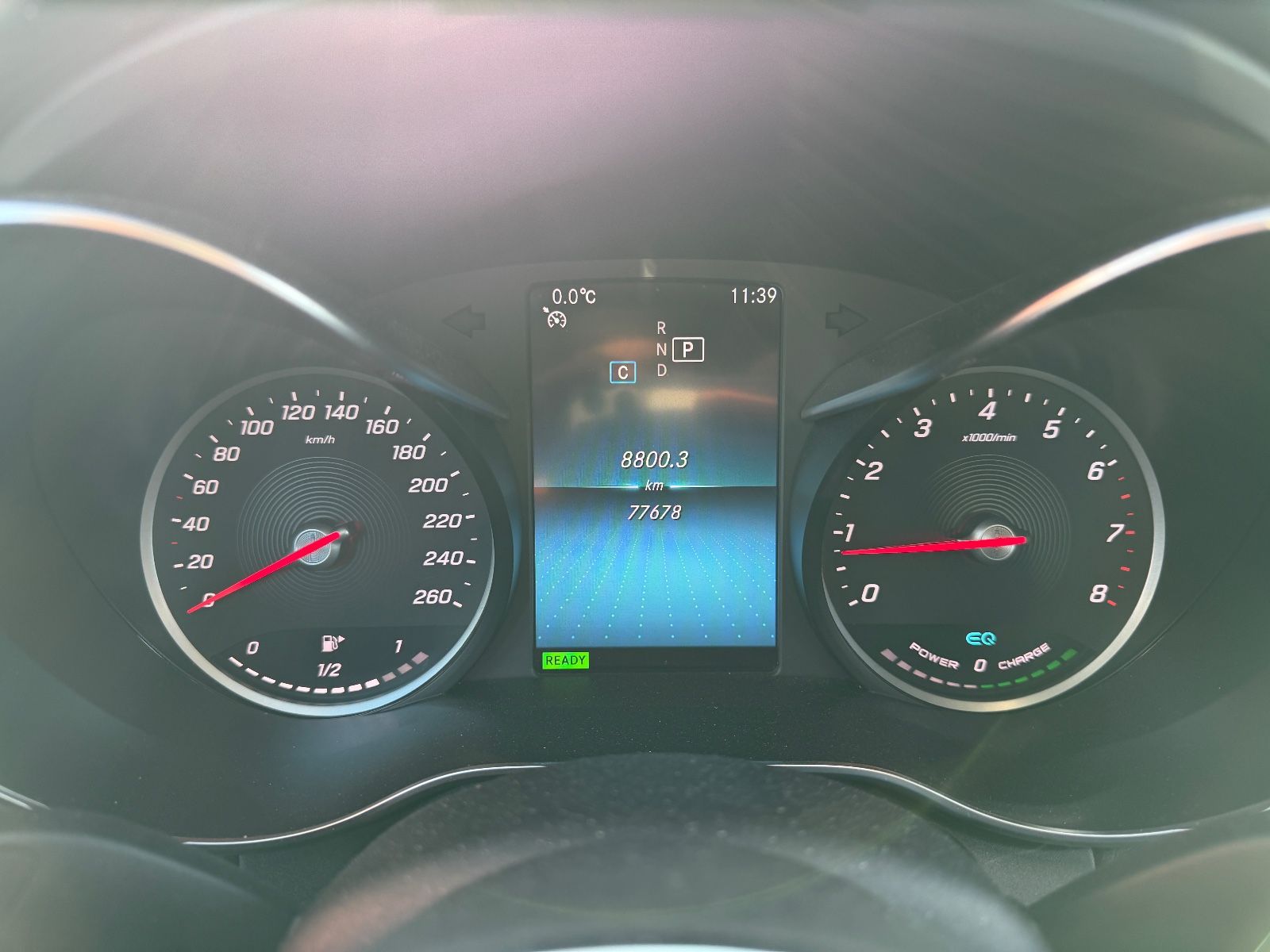 Fahrzeugabbildung Mercedes-Benz C 200 Lim. Avantgarde*SCHIEBEDACH*LED*ACC*TEILLE