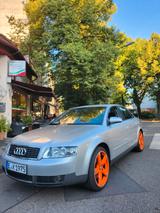 Audi A4 3.0 Quattro im top Zustand, voll gewartet  - Audi A4 aus 2002: 3.0