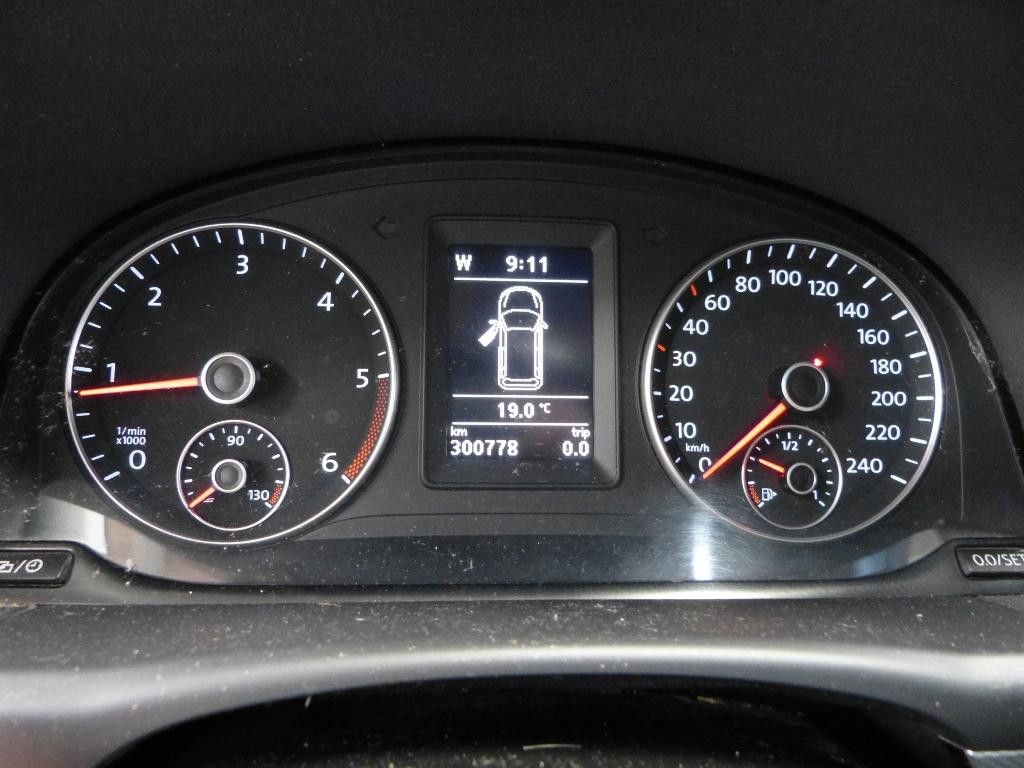 Fahrzeugabbildung Volkswagen Touran Life TDI GRA Navi Pano SHZ PDC 7-Sitzer
