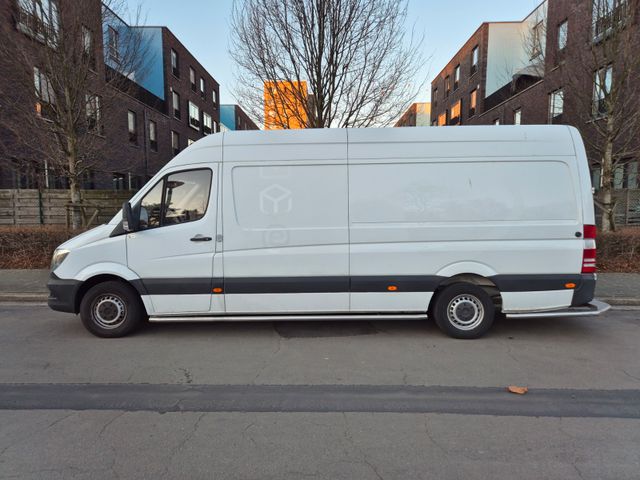 MERCEDES-BENZ Sprinter L3H2