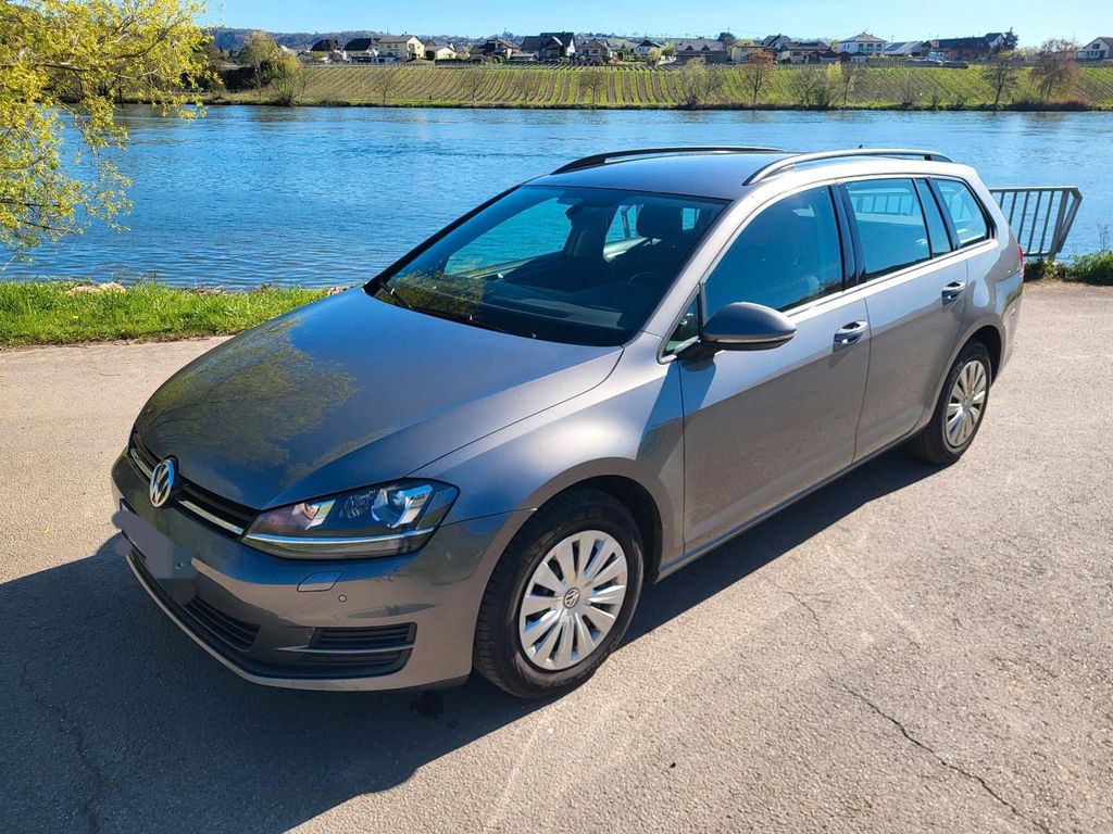 Image of Volkswagen Golf