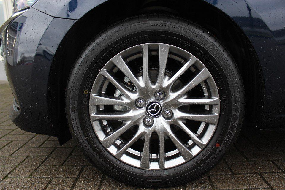 Fahrzeugabbildung Mazda 2 Kizoku G-90 Voll-LED ACAA SHZ RFK EPH LRS BSM
