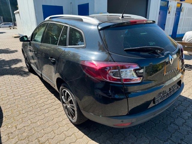 Fahrzeugabbildung Renault Megane III Grandtour BOSE Edition