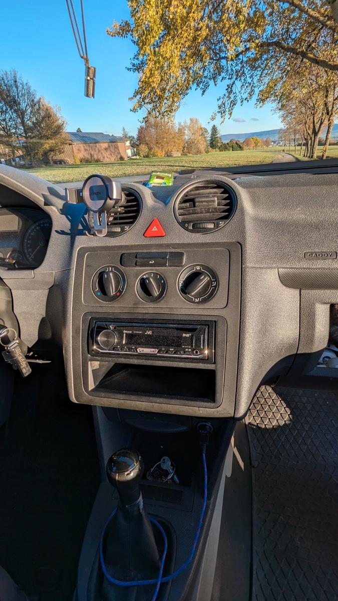 Volkswagen Caddy Maxi 1,9TDI Selbstausbau 