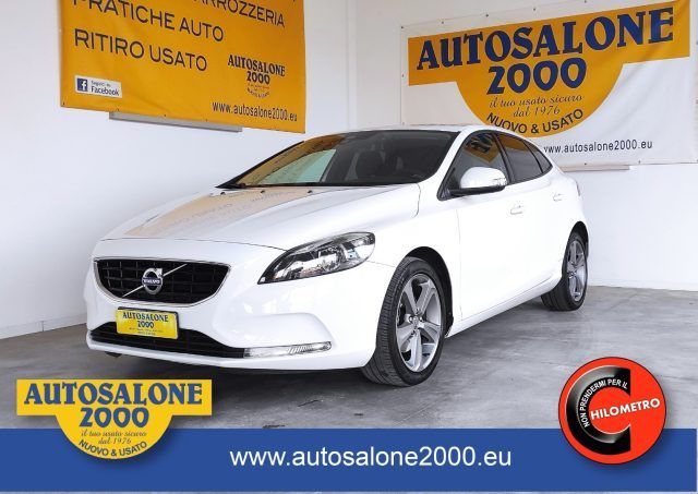 Volvo VOLVO V40 T4 Momentum